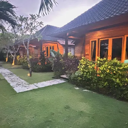 Gedong Nusa Huts