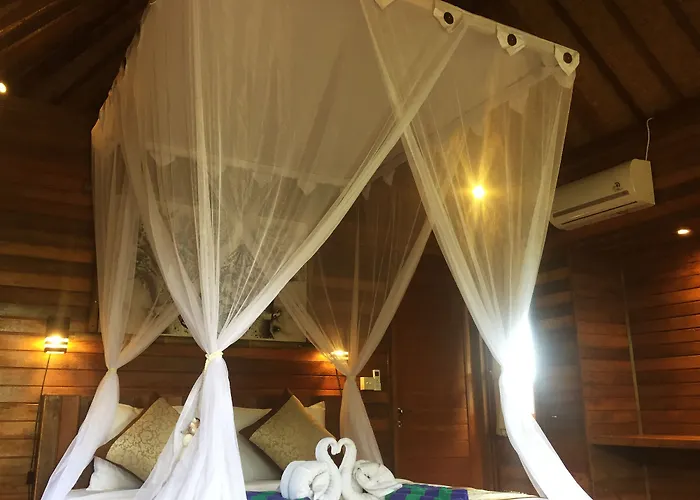 Gedong Nusa Huts Ferienpark Nusa Lembongan